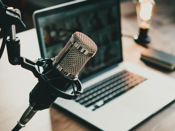 Los 10 podcasts que no puedes perderte